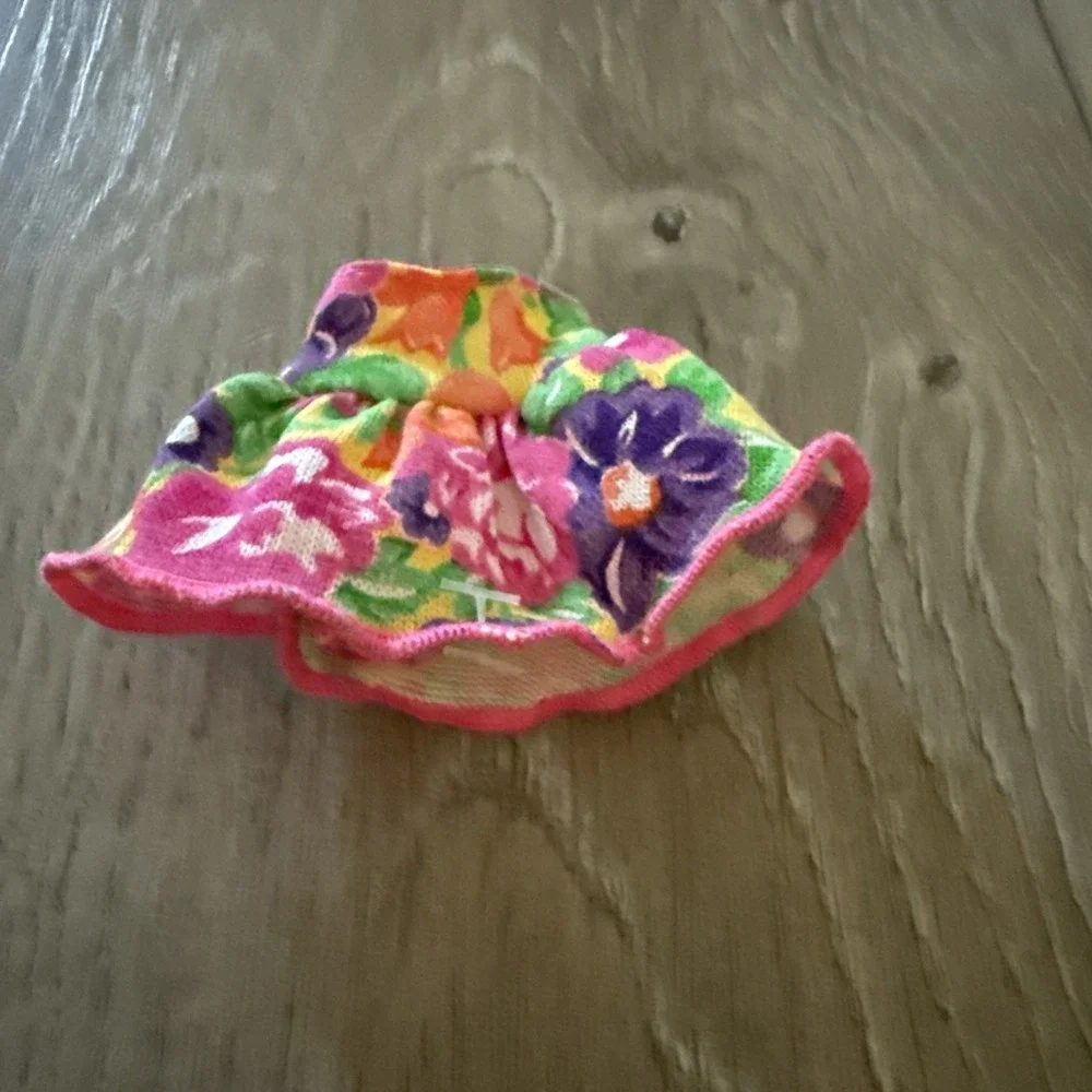 Vintage 1991 Barbie Stacie 1st Edition Flowered Skirt Too‎ cute